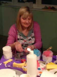 fake cake bake 3-w500-h500